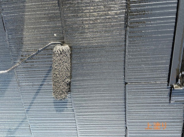 仕上塗装　上塗り